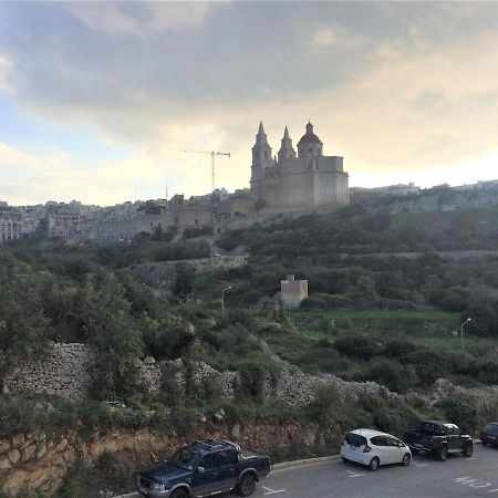 Apartamento Mellieha Luxury Penthouse With Sea & Country Views Exterior foto